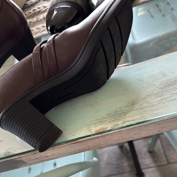 Clarks Chocolate Double Strap Heels - Picture 3 of 3